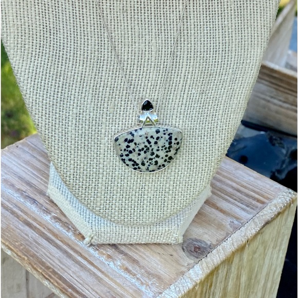 Dalmatian Jasper & Onyx Necklace - Picture 14 of 16